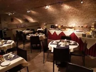 ברוז' Boutique Hotel Malleberg