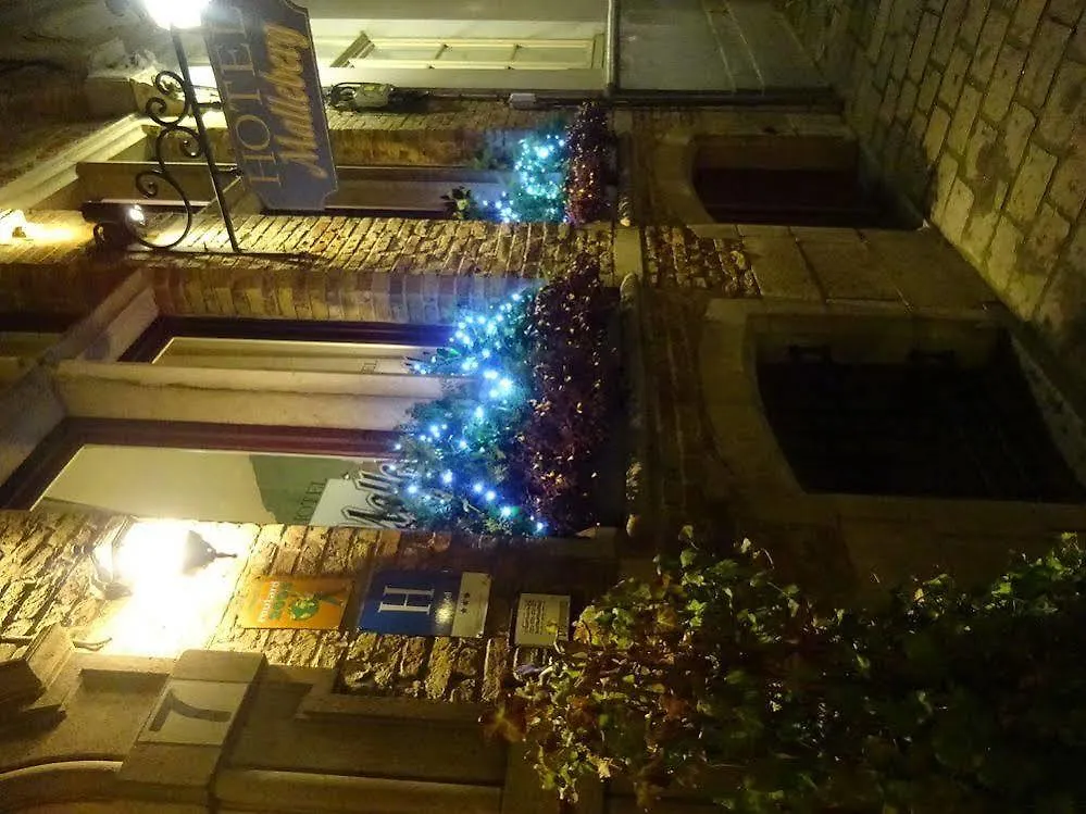 ברוז' Boutique Hotel Malleberg
